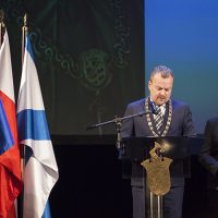 Uroczysta Sesja Rady Miejskiej w Sosnowcu/Przyznanie Honorowego Obywatela Miasta Sosnowca