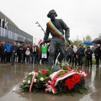 Odsłonięcie rzeźby Włodzimierza Mazura, legendy piłkarskiego Zagłębia