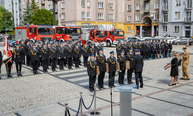 Uroczystości miejskie z okazji Dnia Strażaka 2025 [ZDJĘCIA]