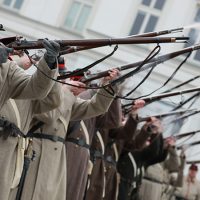 163. Rocznica Powstania Styczniowego/Rekonstrukcja historyczna Bitwy o&nbsp;dworzec [ZDJĘCIA]