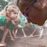 Ruszają warsztaty edukacyjne “Ogrody Deszczowe GZM”